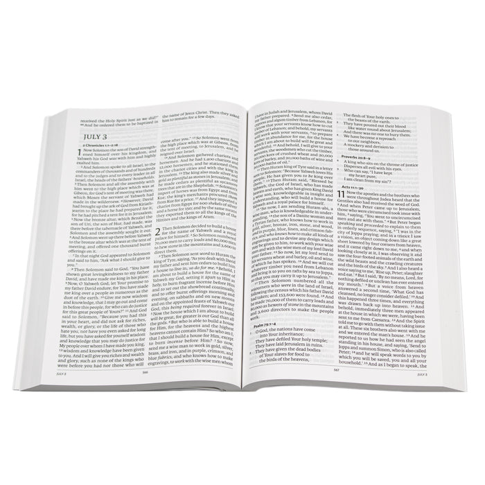 Legacy Standard Bible, Daily Reading Bible - Softcover